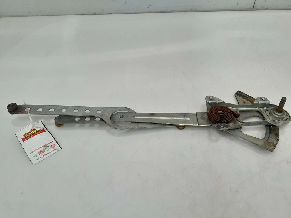 Chevy C/K 1500 1988-1994 manual regulador de ventana delantera lado del conductor LH fabricante de equipos originales Foto 4 de 4