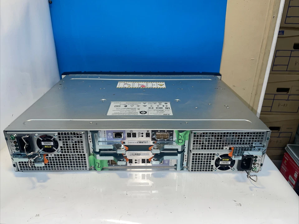 EMC Unity TAE 25-bay Storage Array W/ 2x PWS 2x SAS Controller  #2 - Image 3 of 4
