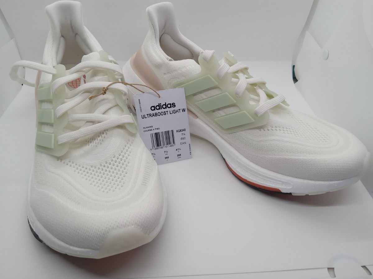 Adidas Ultra Boost 23 Light Running Shoe Beige, Green