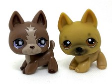 Littlest Pet Shop Dog German Shepherd #61 #867 Brown Eyes Purple LPS MAGNET