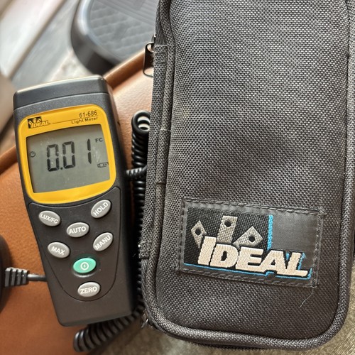 Ideal Light Meter 61-686 with Original Case Works Great- Used Once! 