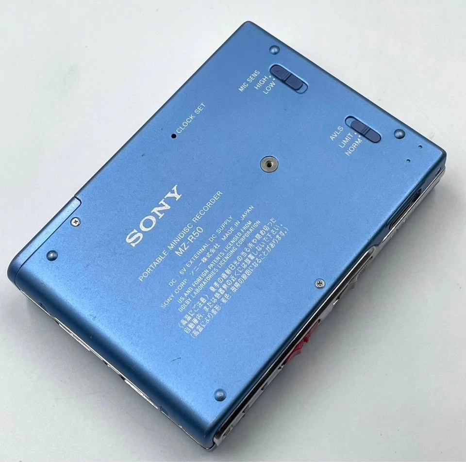 Sony Walkman MZ-R50 MiniDisc Recorder Made in Japan Tested w/ AC Adapter, Manual - Image 4 of 4