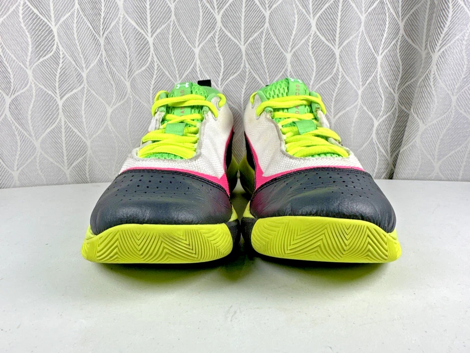 Zapatos Stephen Curry Under Armour Juvenil 3Zero Icdatsc30 Talla 6Y Mujer 8 3023918-102 Foto 3 de 4