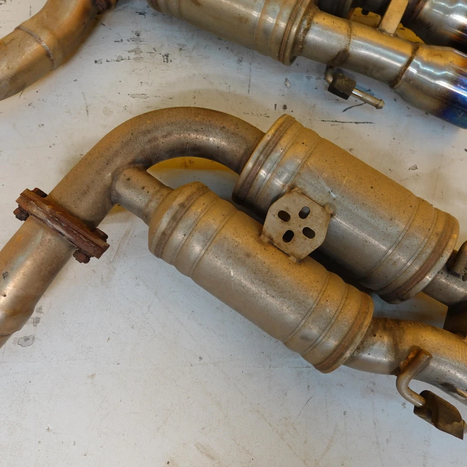 Juego de puntas de extremos de tubo de escape silenciador de escape Lexus Rc350 2015-2019 Foto 4 de 4