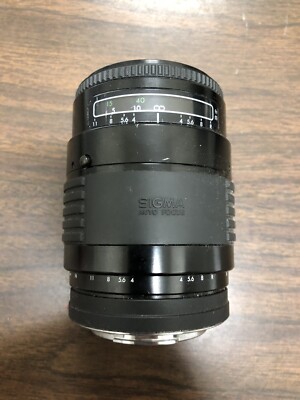 SIGMA Zoom-a 1:3.5~4.5 35~135mm Lens for Canon