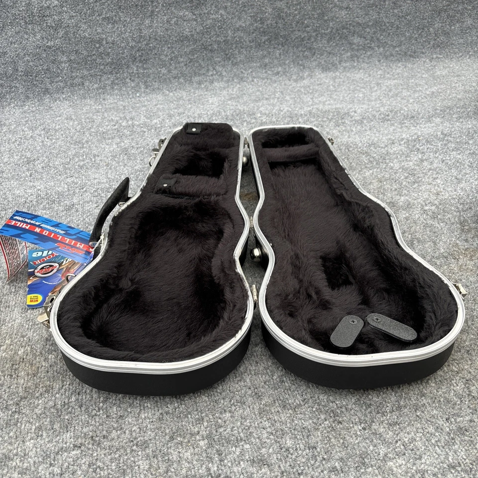 SKB Violin 1/4 Violin Deluxe Hard Shell Case New - Image 4 of 4