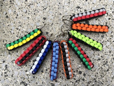 Individueller Schlüsselanhänger komplett rot Paracord EXTRA EXTRA LANG 20 cm