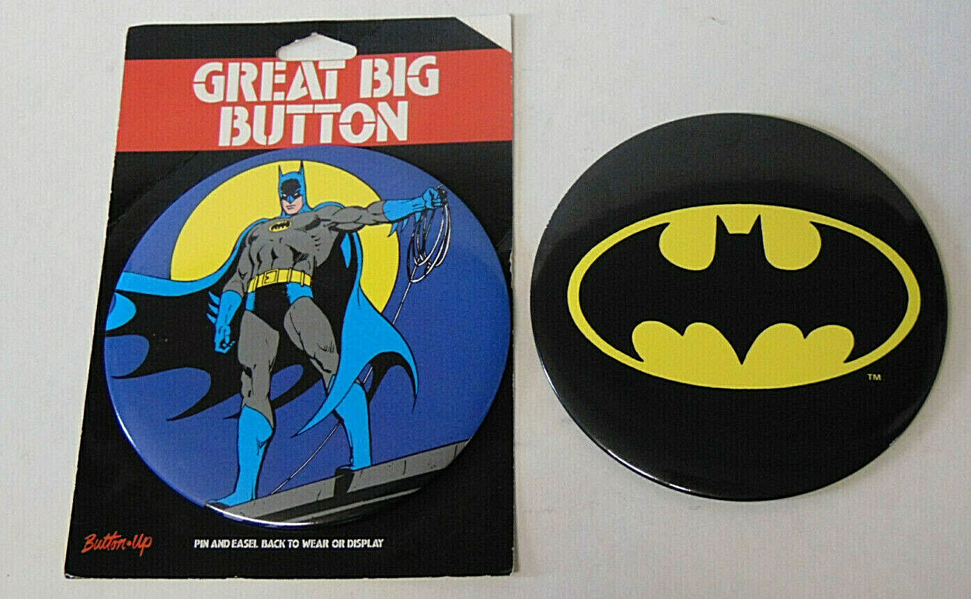 Lot of 2 Great Big Batman Buttons 6
