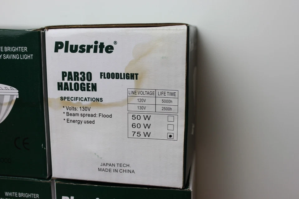 (x4) PLUSRITE 75w PAR30/FL FLOOD LAMP BULB - 130v  *NEW OPEN BOX* Bright White - Image 4 of 4