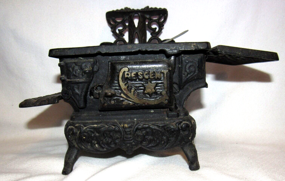 CRESCENT MINI CAST IRON WOOD BURNING STOVE SALES SAMPLE DOLL HOUSE
