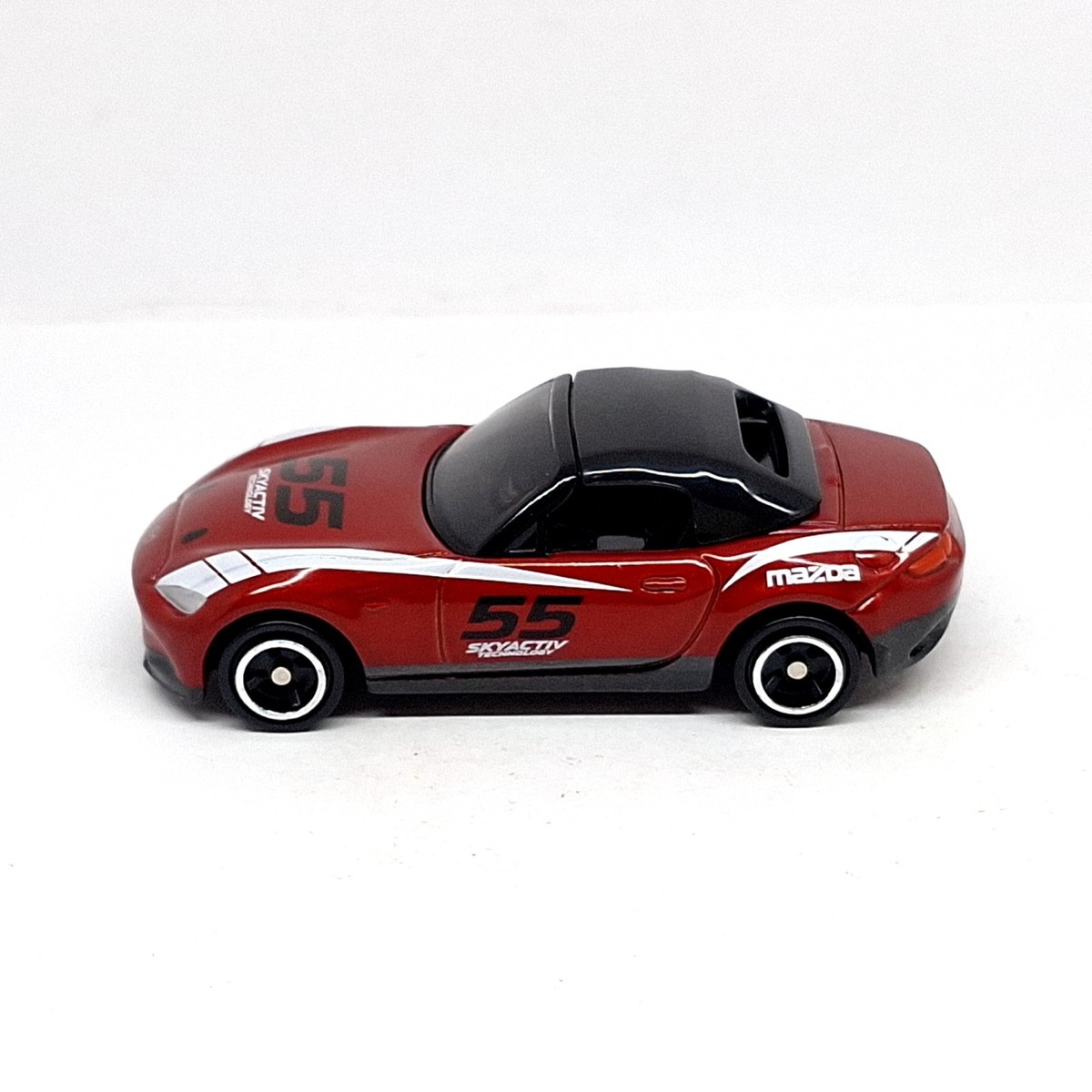 TOMICA MAZDA ROADSTER MX-5 #55 Skyactiv 1/57 TOMY DIECAST CAR 26