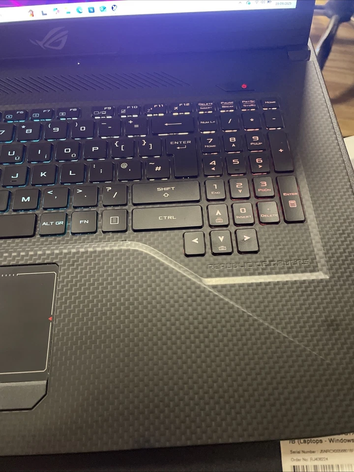 Asus ROG Strix GL703G 17.3” GTX 1060 Core I7 8GB RAM 1TB SSD*PRD* W38-cd13. - Image 3 of 4