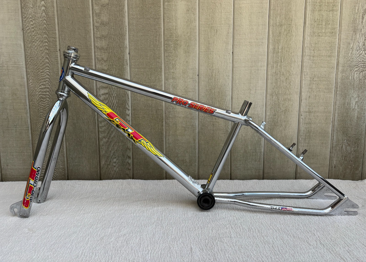 Vintage 1996 Mid School GT Pro Series 24