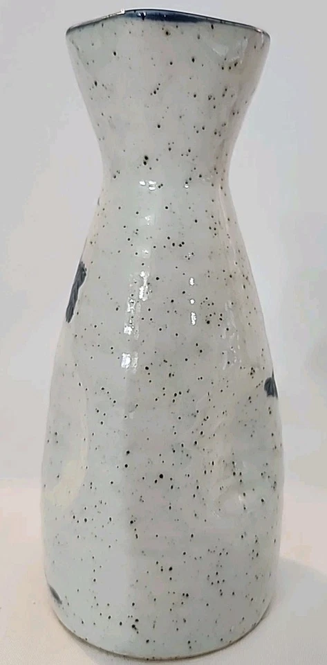 Vtg Kutani Nabeshima Ariyama Sake Bottle & Cups 3pc Set Blue & White W/Speckles - Image 4 of 4