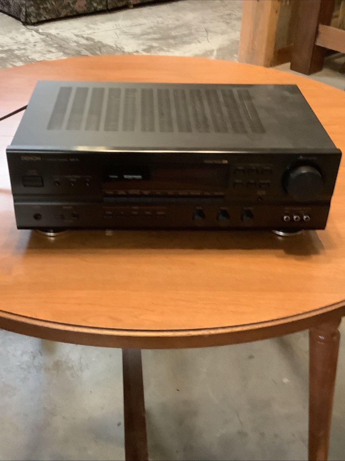Denon AVR-70 Dolby Surround Sound Audio/Video Receiver Equip