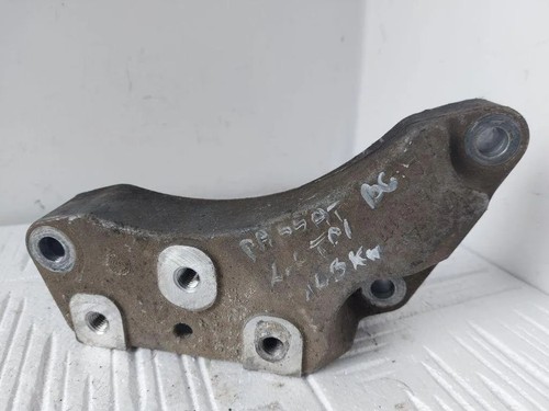 VW PASSAT B7 ALLTRACK 365 Getriebehalter 1K0199117 2.00 Diesel 103kw 31474129