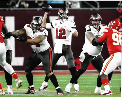 TOM BRADY TAMPA BAY BUCCANEERS TD PASS SUPER BOWL LV 2/7/21 VS KC COLOR 11X14