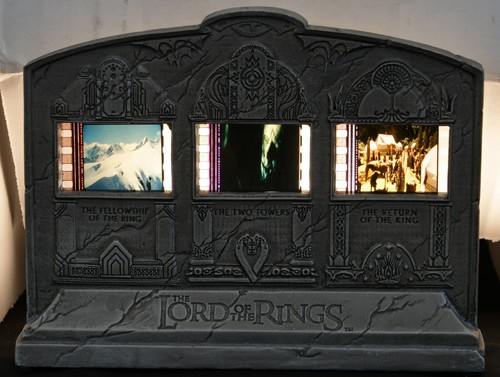 Lord of the Rings (LOTR) Film Frame Collectibles Sideshow Weta grima ...