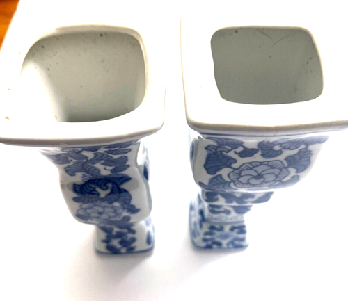 Juego de 2 candelabros cónicos de cerámica azul sobre blanco sin marcar 8,5" h - Imagen 11 de 12