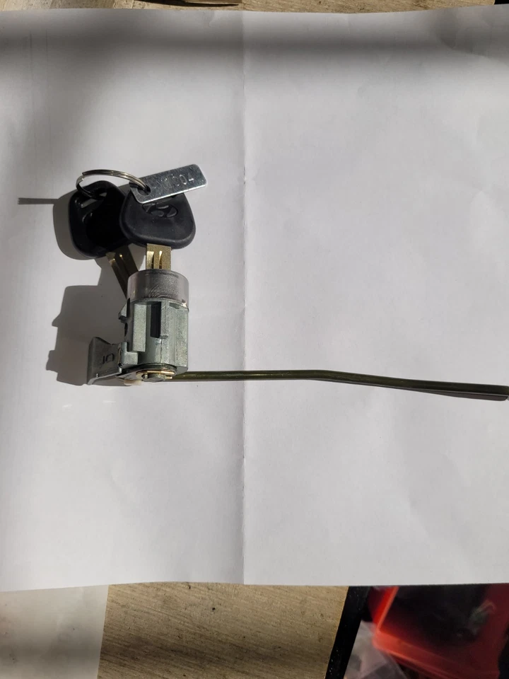 Cerradura puerta izquierda Hyundai ASP D-36-111 1990-1994 Excel & Scoupe Foto 3 de 3