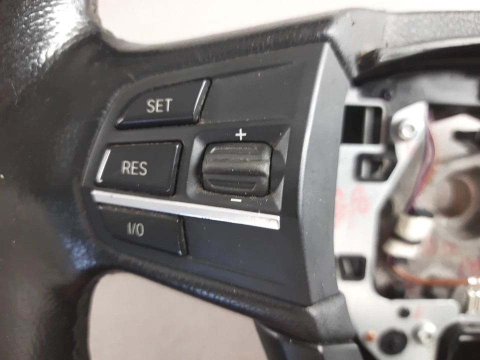 Volante BMW 528I 2011 2012 2013 2014 2015 2016 4 puertas negro 9216 Foto 4 de 4