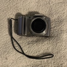 Olympus SZ-12 SZ Series Compact Digital Camera 14MP 24x Zoom Flash Silver