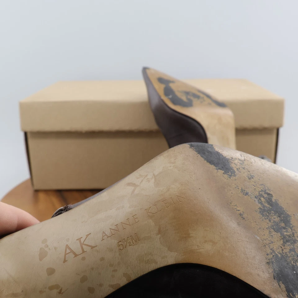 AK Anne Klein Womens Tan Indianna Pointed Toe Slingback Heels Size 5.5M - Image 4 of 4