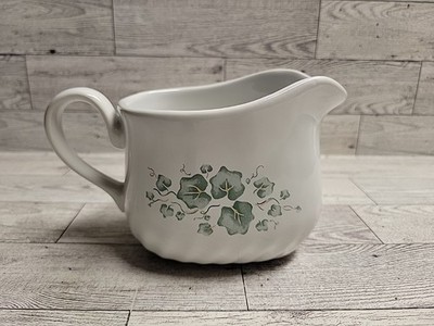 Vintage Corning Ware Corelle Coordinates Callaway Green Ivy Gravy Boat