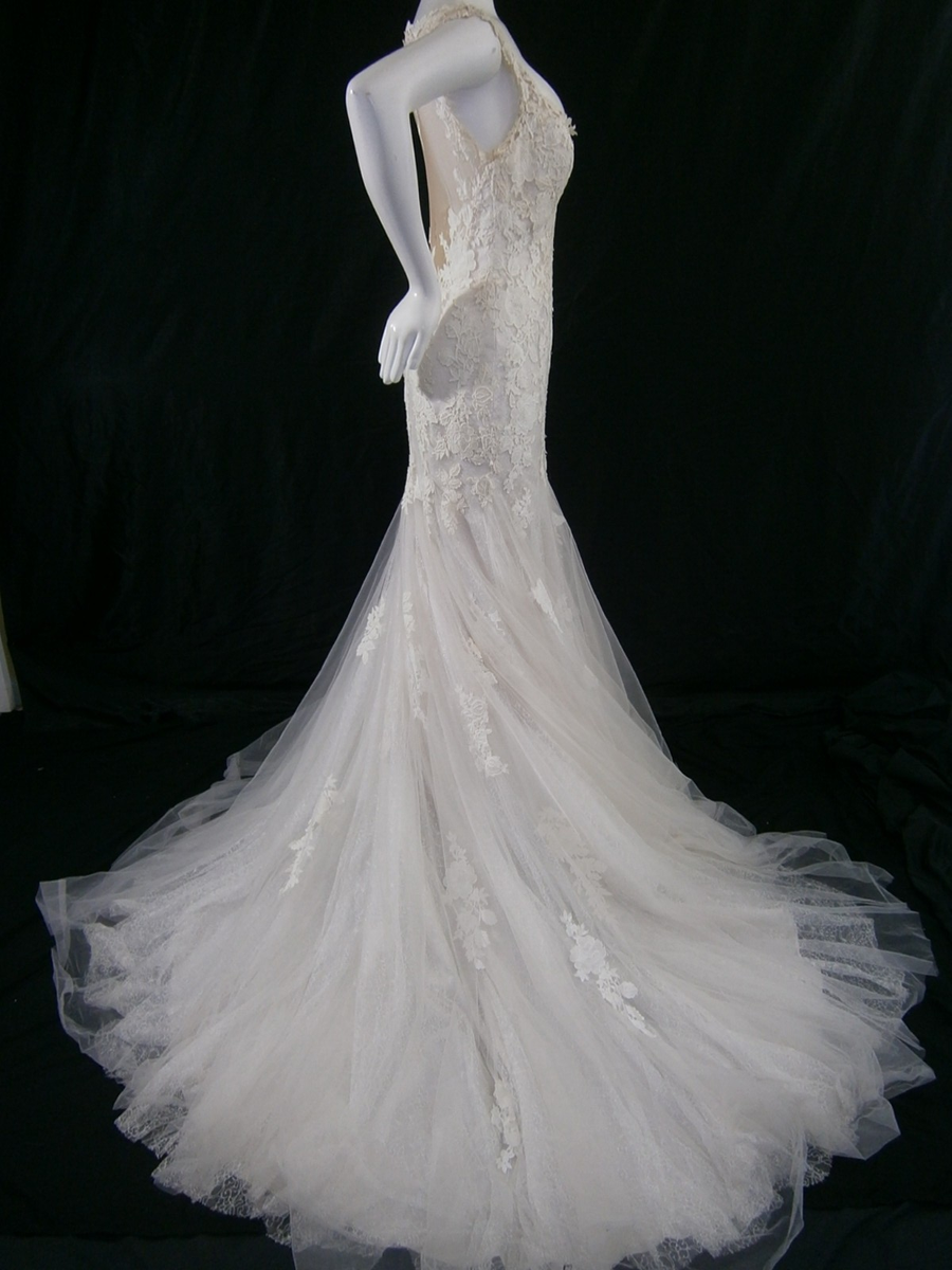 Rosa Clara Oblicuo Wedding Dress 8-12 Ivory Lace & Appliques Illusion Back  $2400