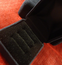 PREMIER BLACK VELVET RING PRESENTATION BOXES 48 PCS. BRAND NEW