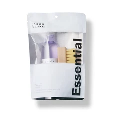 [Jason Mark] ESSENTIAL KIT A basic sneaker cleaner and brush kit that can be use