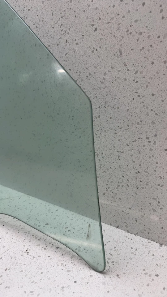 00 01 02 03 04 05 06 NISSAN SENTRA Front Door Glass/window Nissan Right - Image 3 of 4