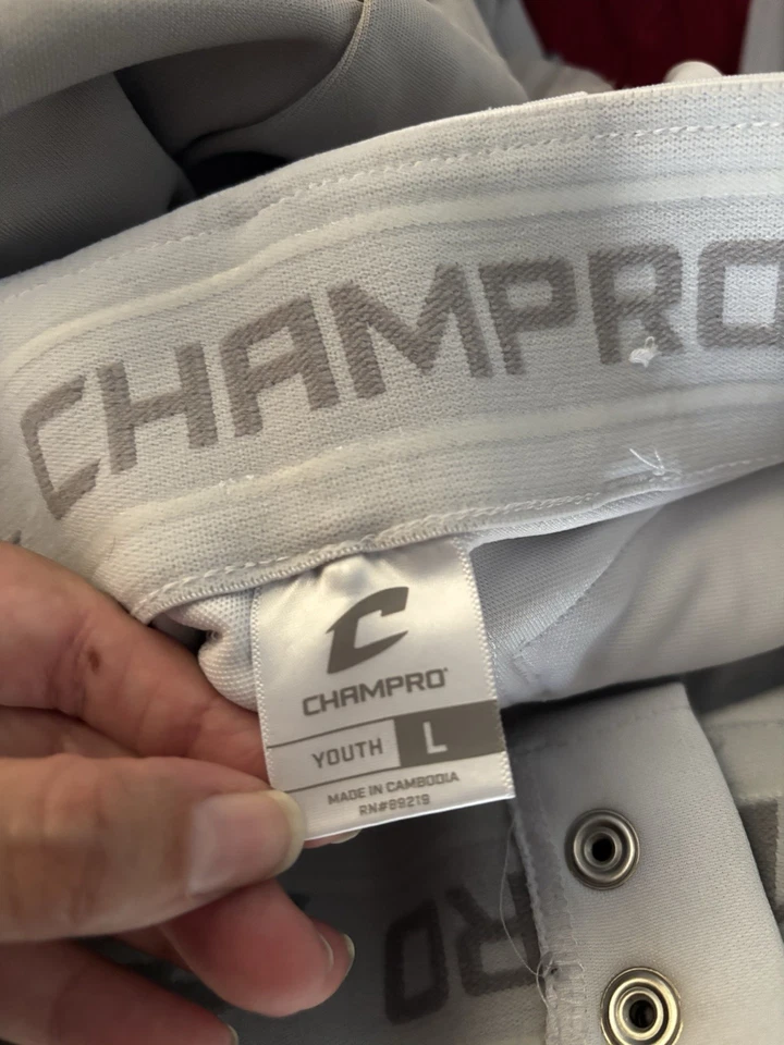 Lote (3) Pantalones de Béisbol Juveniles Champro & Wilson Gris y Blanco - L/XL - Gran Forma  Foto 2 de 4