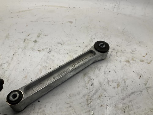 McLaren 650S 2014-2017 Front Right Engine mount Photo - $60