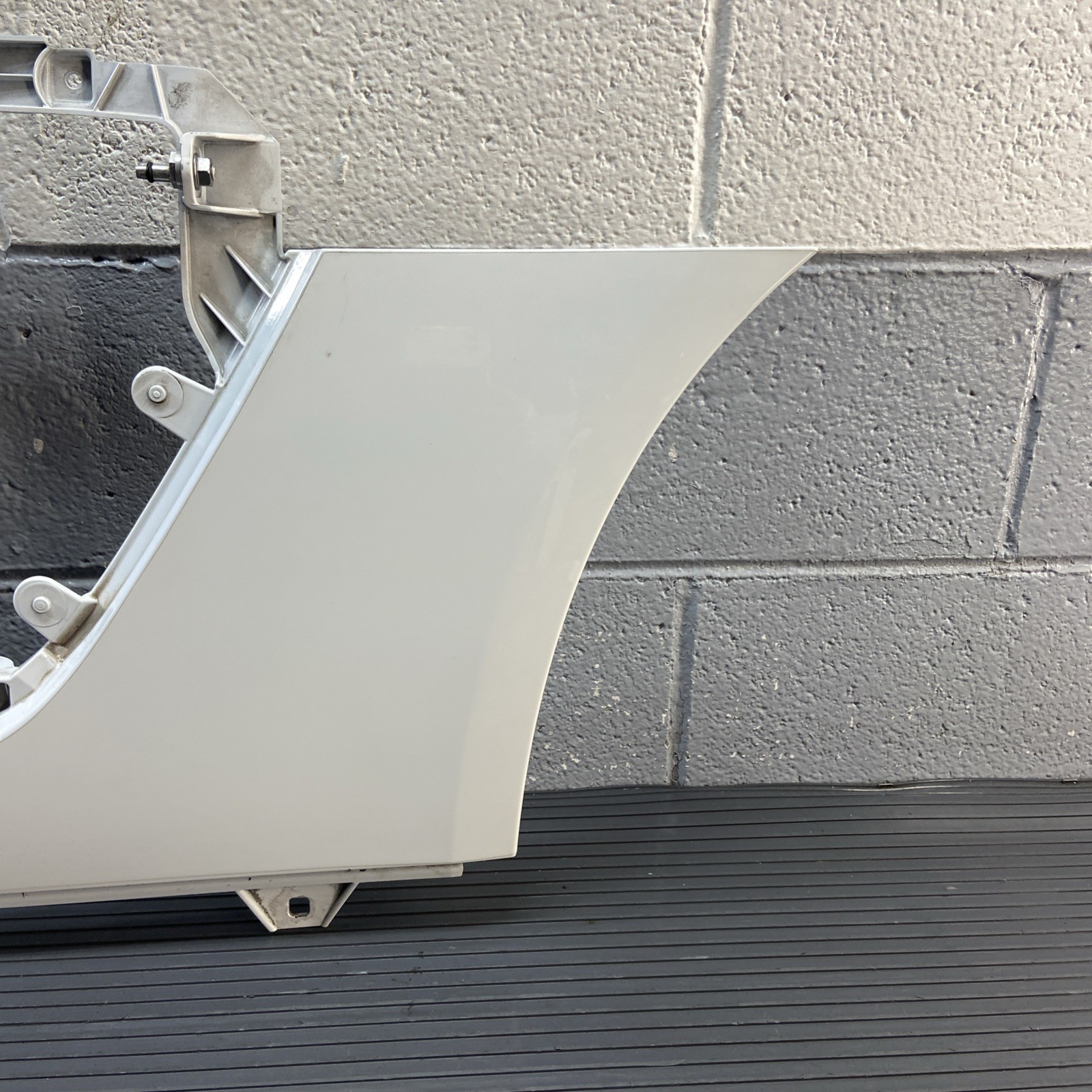 Audi R8 2016-2024 Rear Left Quarter panel White