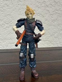 Cloud Strife Final Fantasy VII Figure 8” PVC Anime Statue No Box