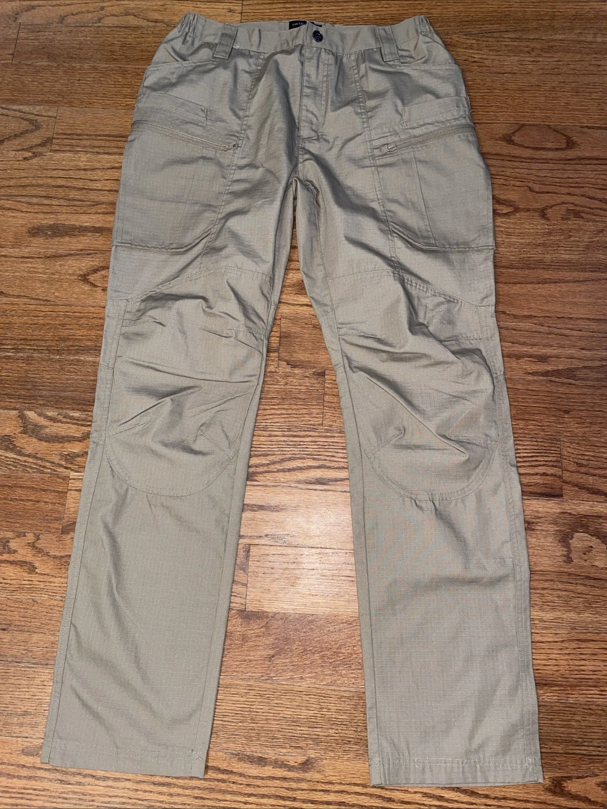 Tactical Pants Mens Regular Fit Cargo Pants 34x32 Khaki Pockets Comfort Fit EUC
Opens in a new windo