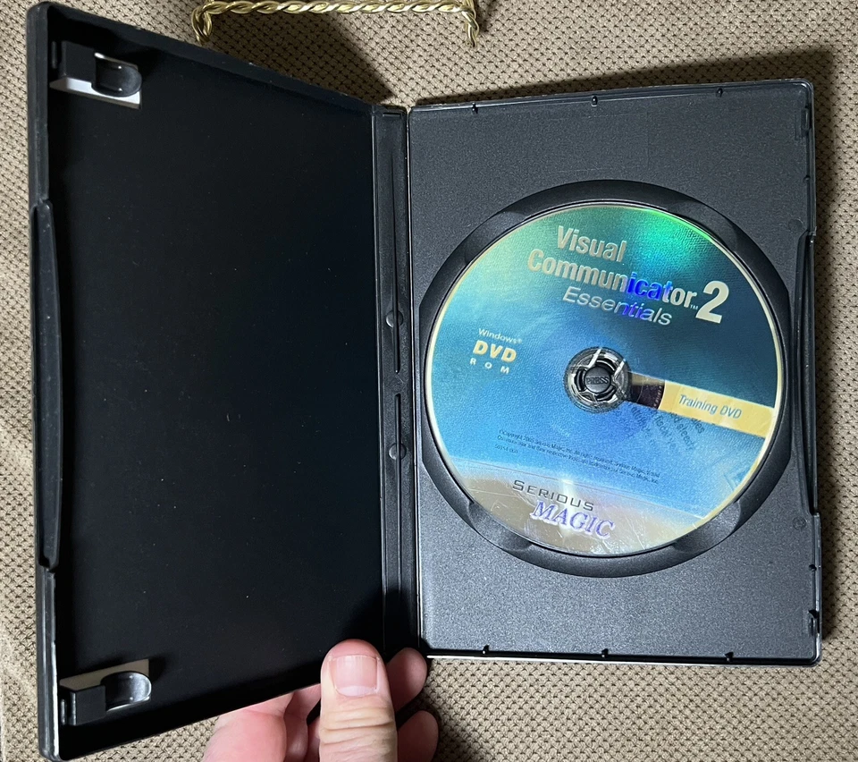 Visual Communicator 2 Essentials Training [DVD-ROM - Windows] - Image 2 of 3