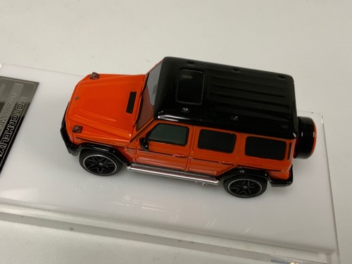 1/64 Motorhelix Mercedes Benz AMG G63 from 2019 in Orange 64-226 - Picture 5 of 6