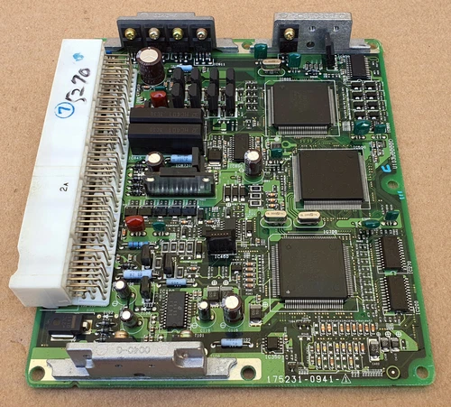 Toyota 89661-60611 2UZ-FE Engine computer unit Ecu Ecm oem jdm used 8966160611 - Picture 7 of 8