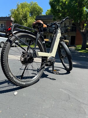riese müller rholoff bike suitable for a rider height of 5 ' 