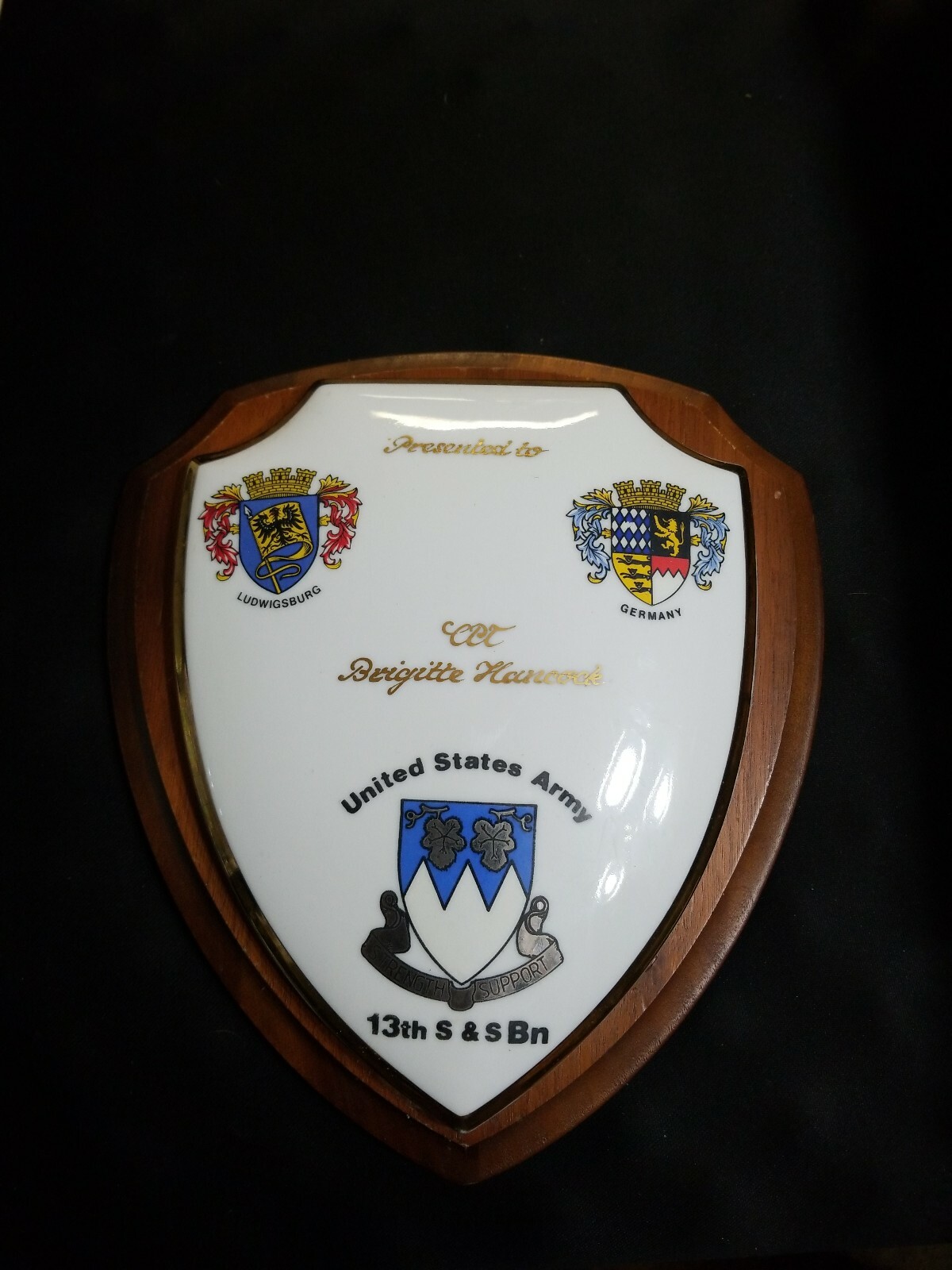 Picture 1 of 2