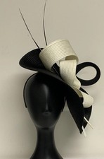 Ascot Royal Fascinator Kentucky Derby Black/Ivory Straw Texture, Headband