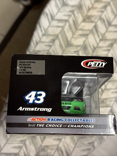Dakota Armstrong #43 Nascar Mustang 1:24 Scalestock Car NWB Limited Edition - Imagen 6 de 13