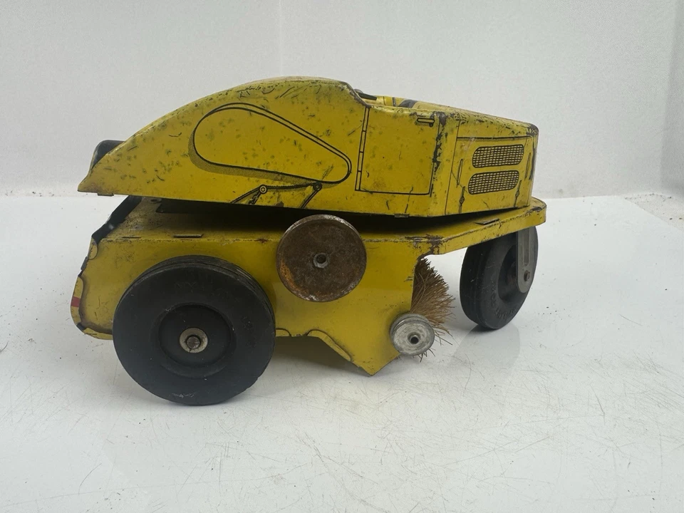 Vintage Nylint Toys Elgin Street Sweeper Wind-up Tin Litho 1950's Parts/repair - Image 3 of 4