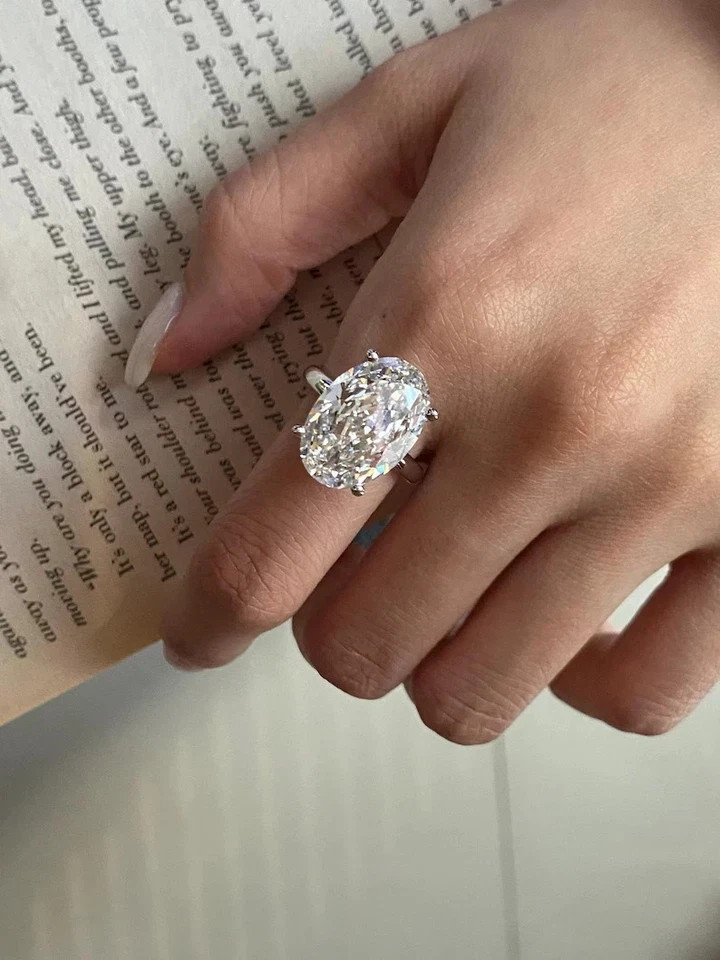14k White Gold Wedding Oval Cut IGI E F VVS2 Lab Grown 5 Carat Diamond Ring