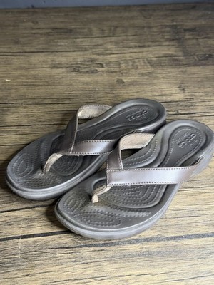 Crocs Womens Capri V Flip Flops Sandals Espresso Brown Thong Wedge Beach Boho