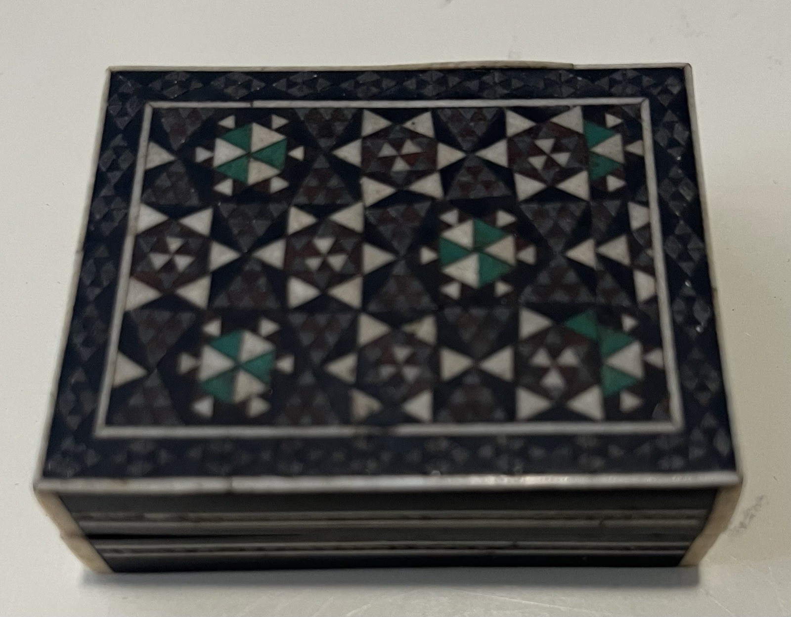 Vintage Damascus Syrian Micro Mosaic Inlaid Wood Trinket Box