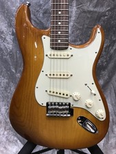 [Fender American] Performer Stratocaster HBST gebrauchter Erlenkörper mit Sof...