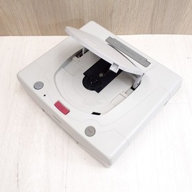 Sega Saturn Console Japan White bundle with 2 Controllers & 5 Games tested